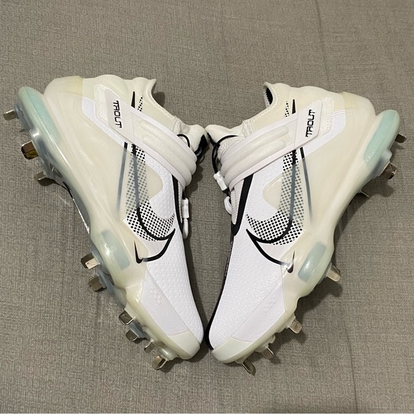 Nike Trout 7 Baseball Cleats - Picture 4 of 7